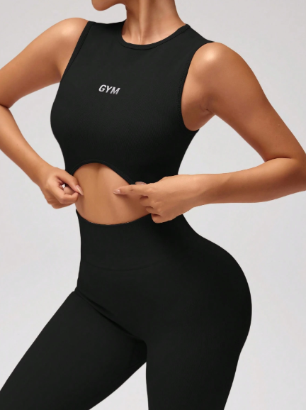 Conjunto con top sin mangas