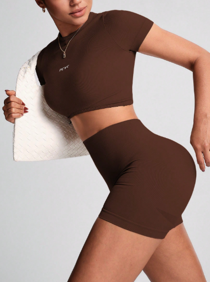 Conjunto con top de manga corta