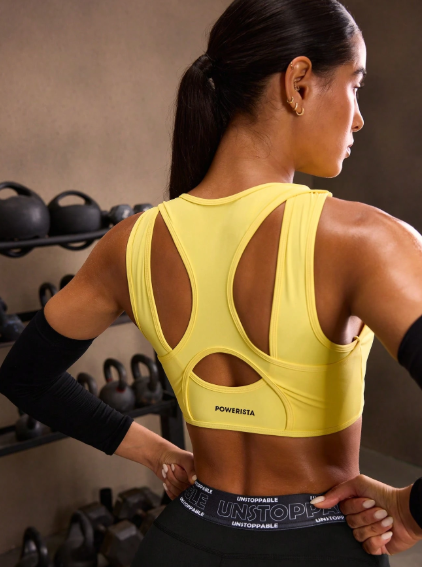 Sujetador con estampado de letras y espalda abierta