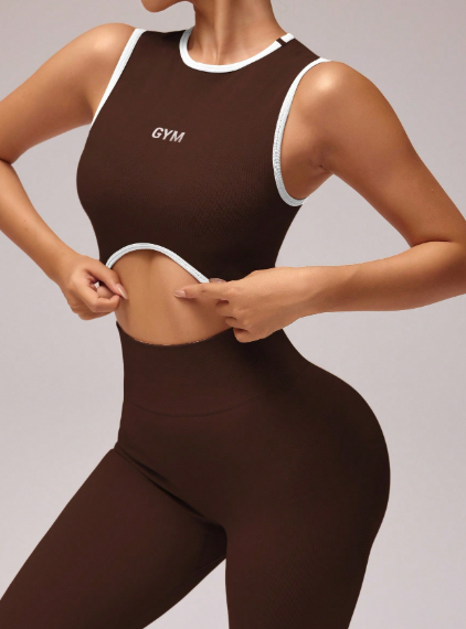 Conjunto de camiseta de tirantes y leggings