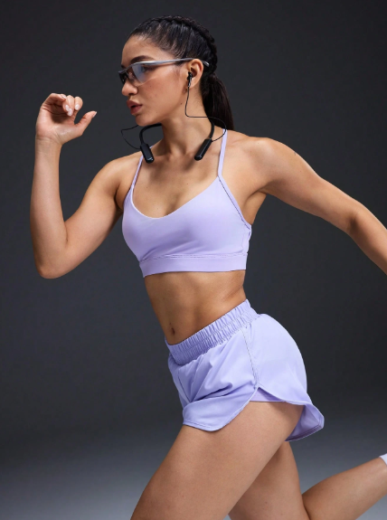 Conjunto de tip y shorts de cintura elástica