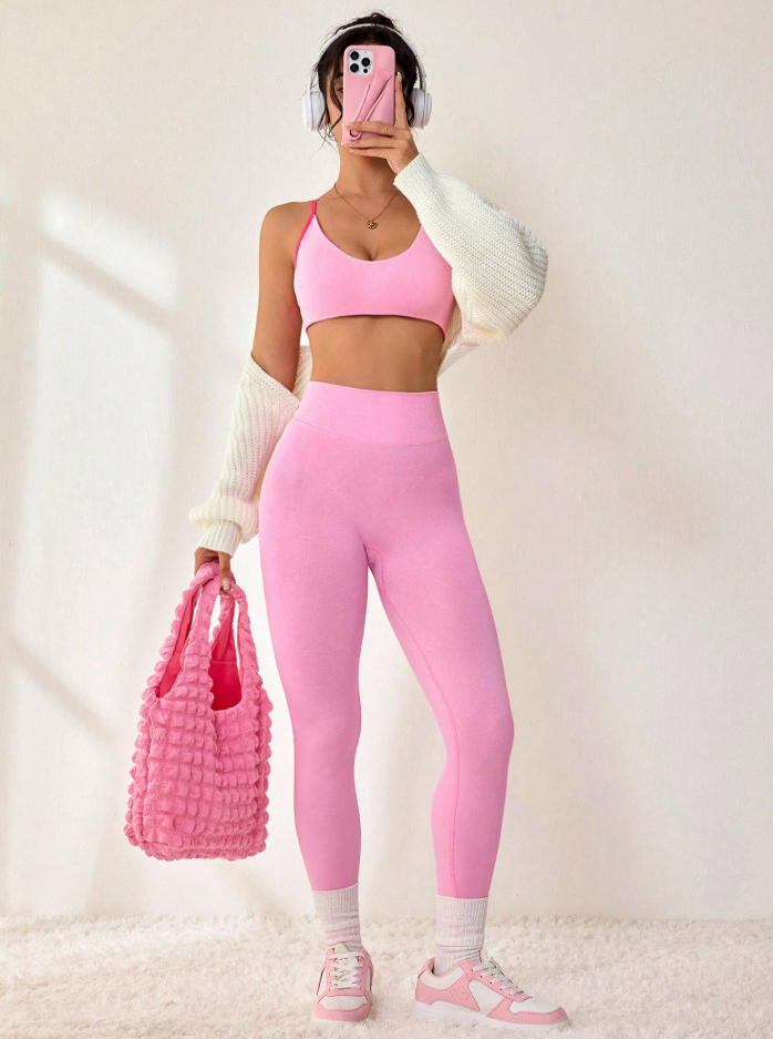 Conjunto de top y leggings