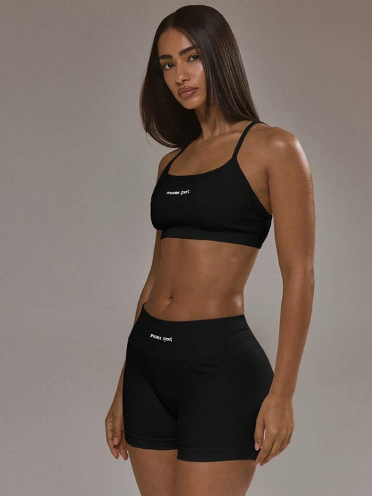 Conjunto de sujetador deportivo con espalda cruzada y short
