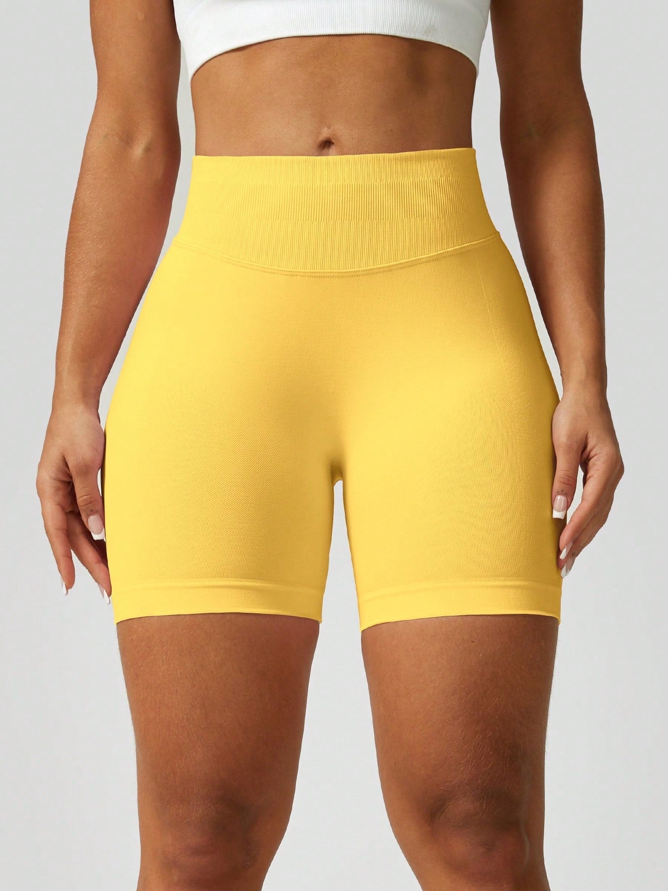 Pantalones cortos elásticos de cintura alta