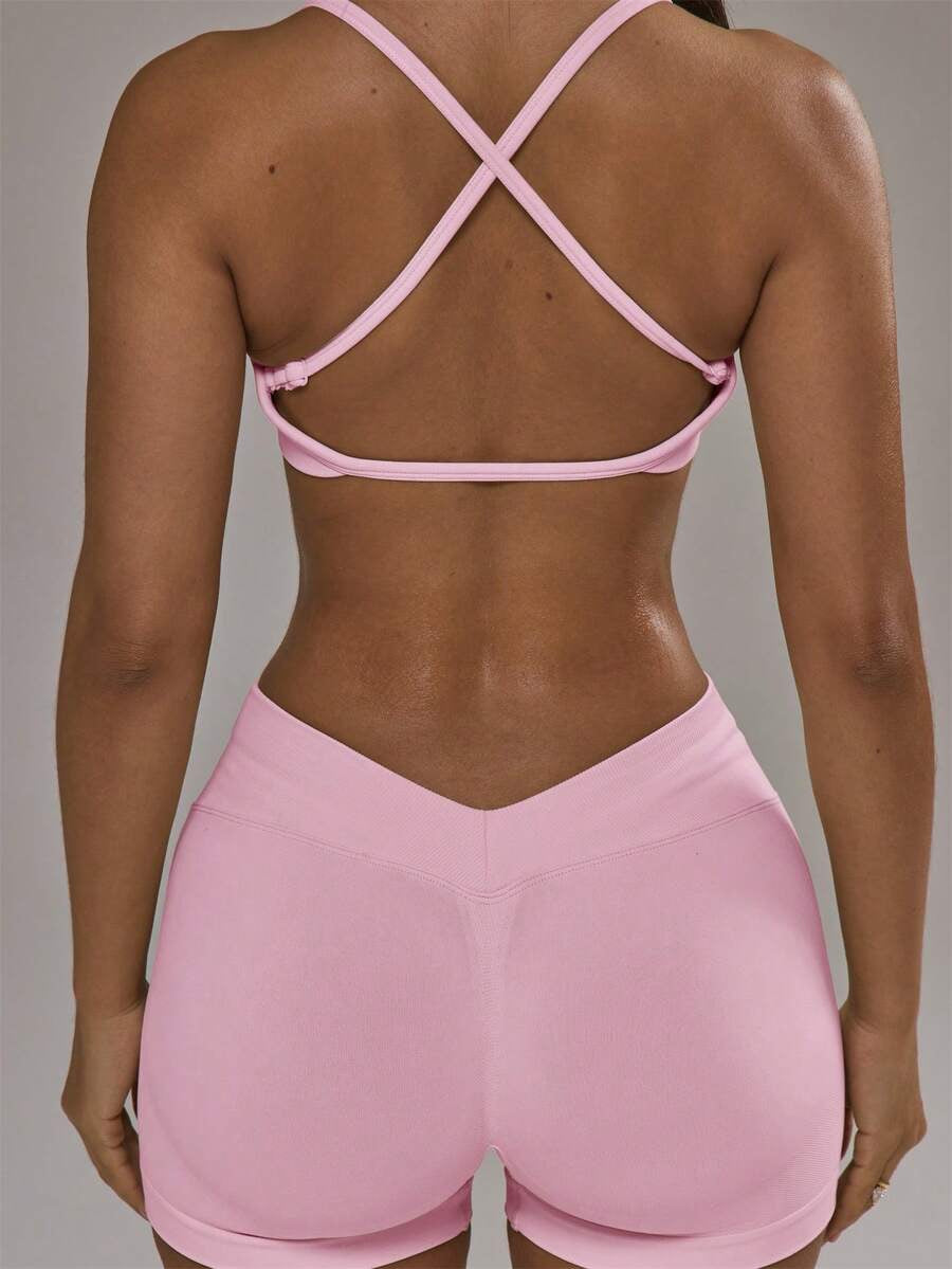 Conjunto de sujetador deportivo con espalda cruzada y shorts