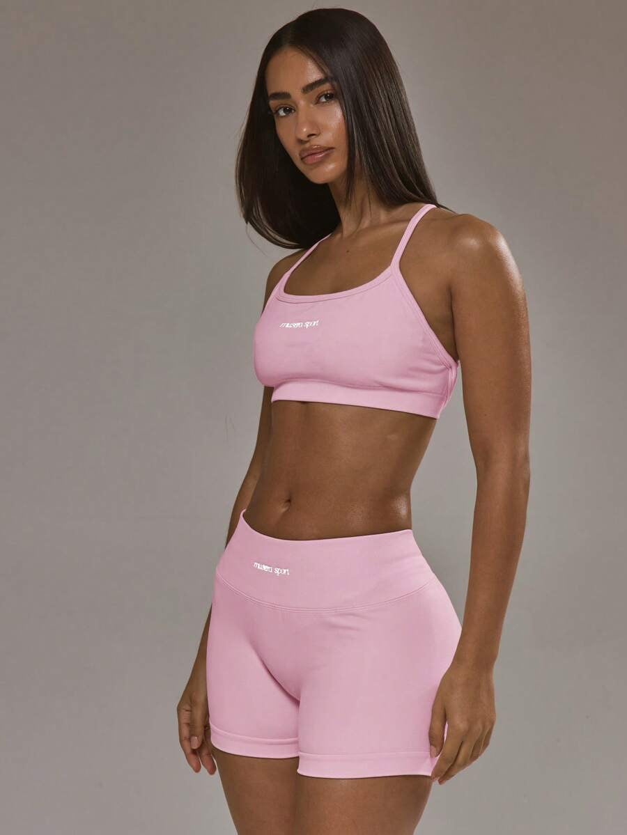 Conjunto de sujetador deportivo con espalda cruzada y shorts