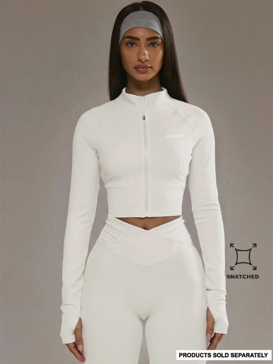 Chaqueta con cremallera corta