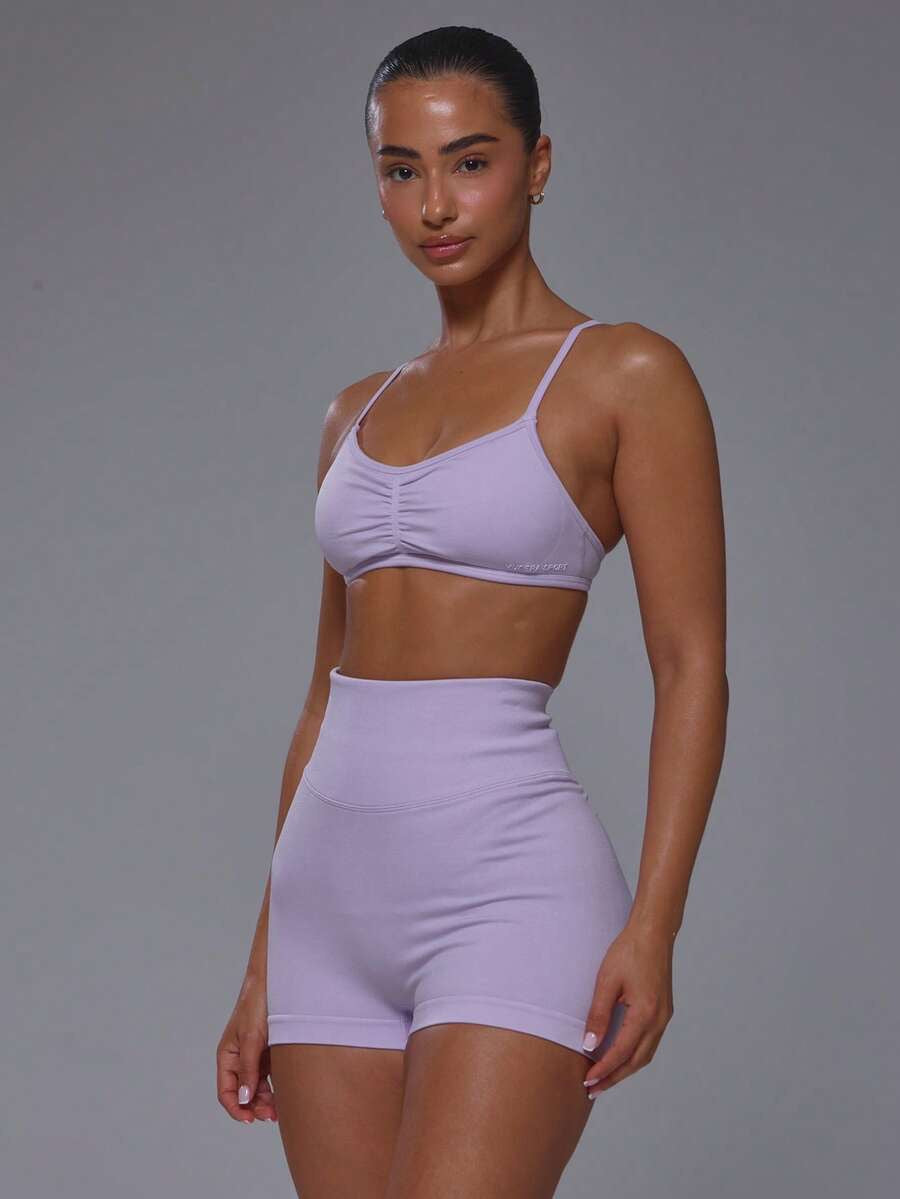 Conjunto de sujetador deportivo sin costuras con short