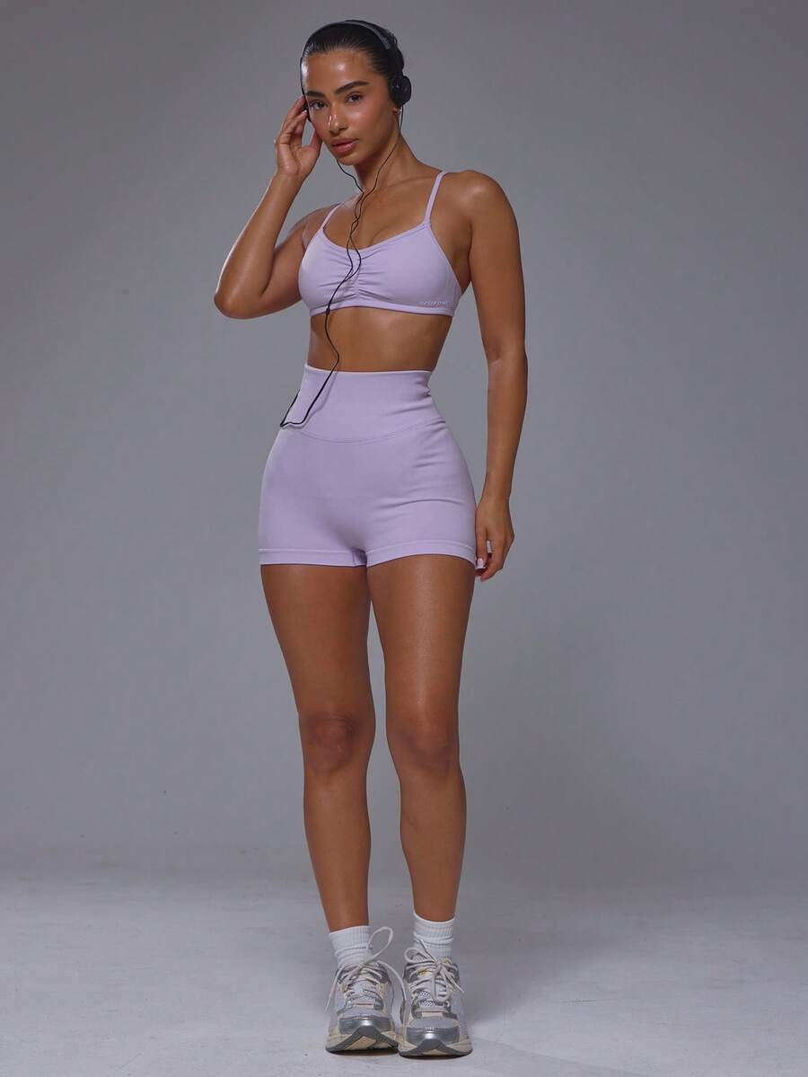 Conjunto de sujetador deportivo sin costuras con short