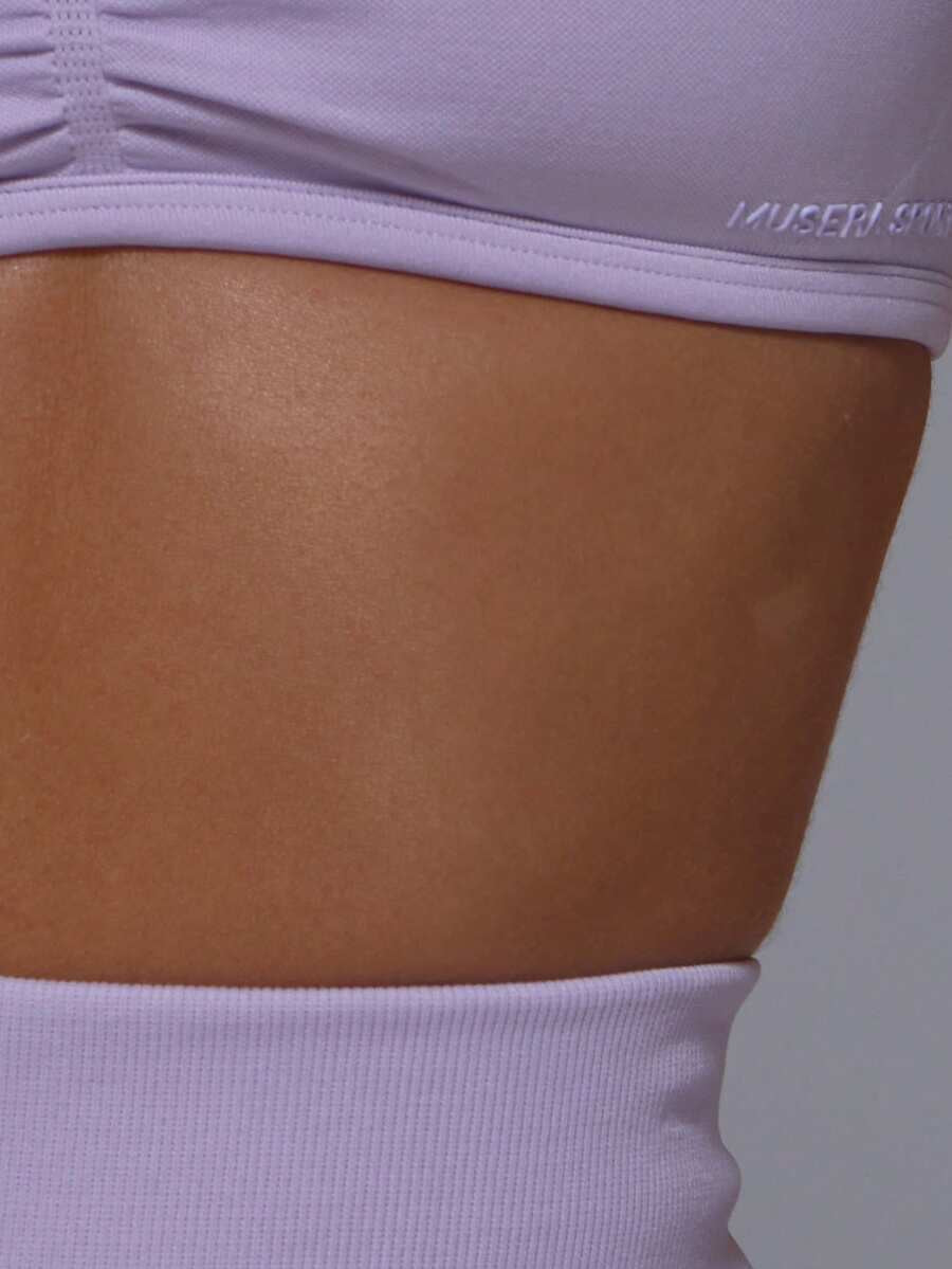 Conjunto de sujetador deportivo sin costuras con short