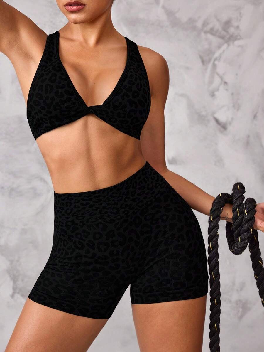 Set deportivo de 2 piezas de sujetador y shorts